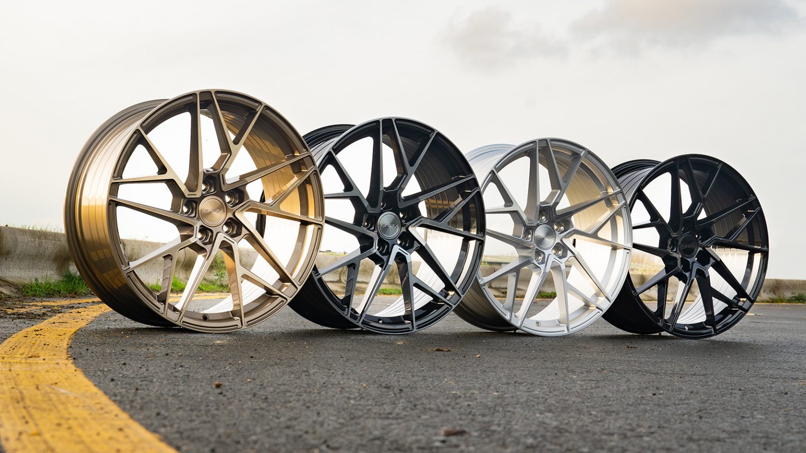 Riviera RF106 19x8_5 Flow Formed Alloy Wheel