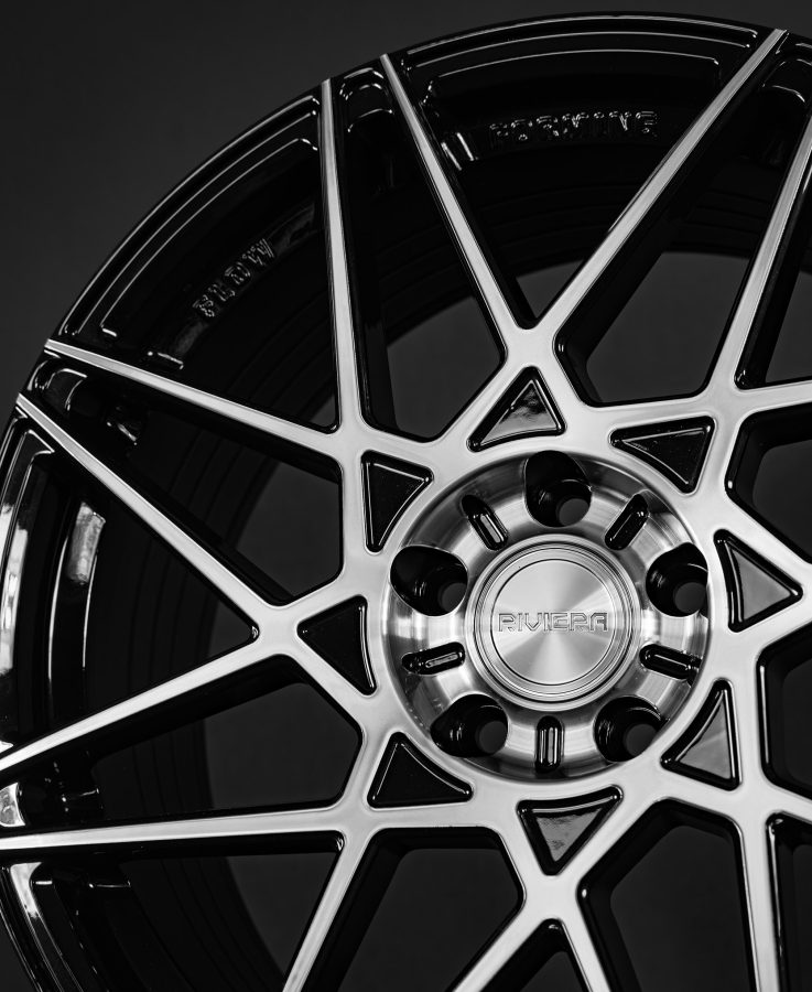 Riviera RF2 Grey Booth Lifestyle