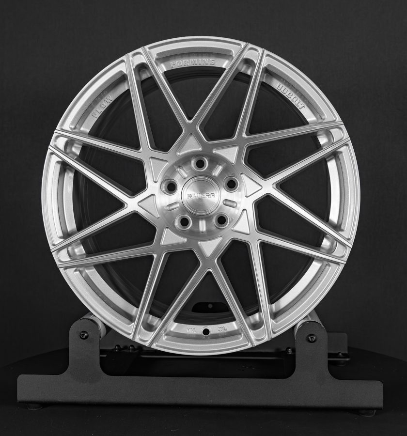 Riviera RF2 Grey Booth Lifestyle