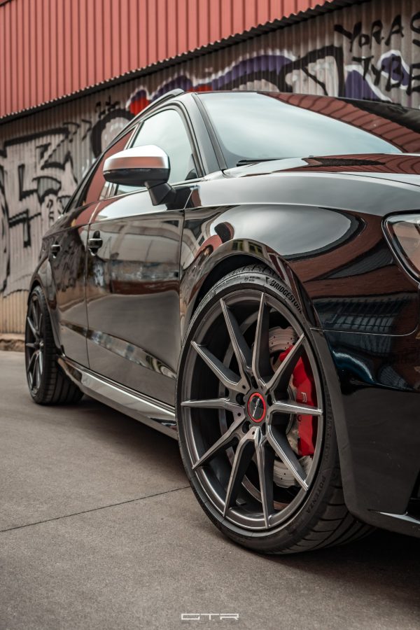 Audi RS3 8V Riviera RV193 CG