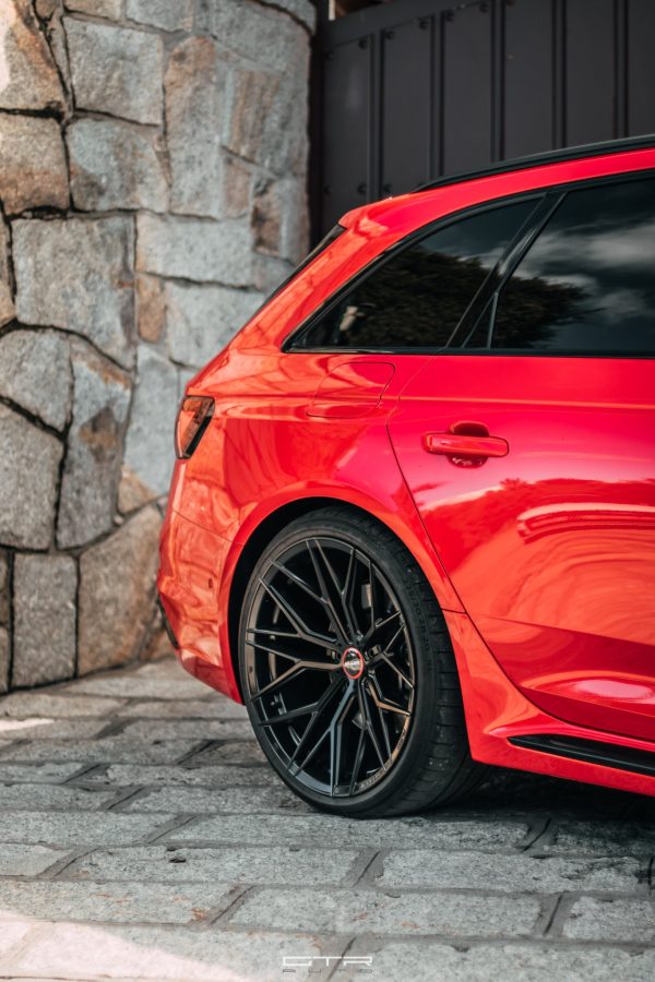 Audi RS4 B9 Riviera RF101 GB