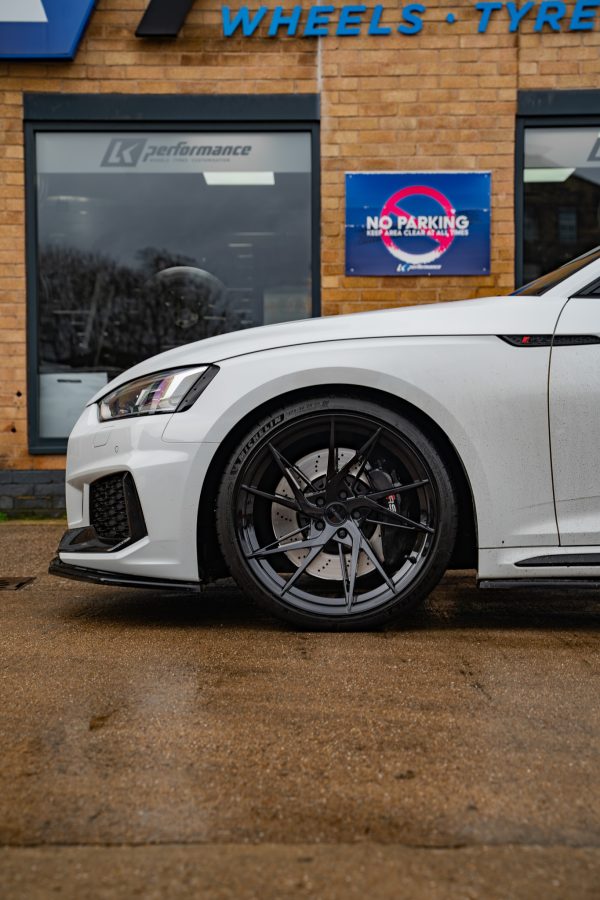 Audi RS5 B9 Riviera RF109 20x10 Gloss Black
