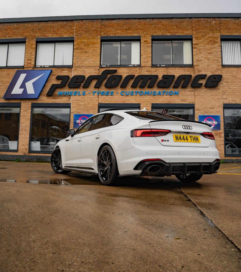 Audi RS5 B9 Riviera RF109 20x10 Gloss Black