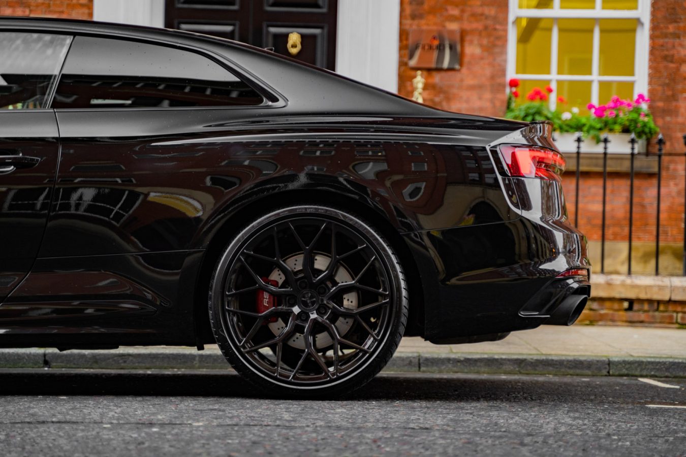 Audi-RS5-Riviera-RF108-Leeds-City-Centre