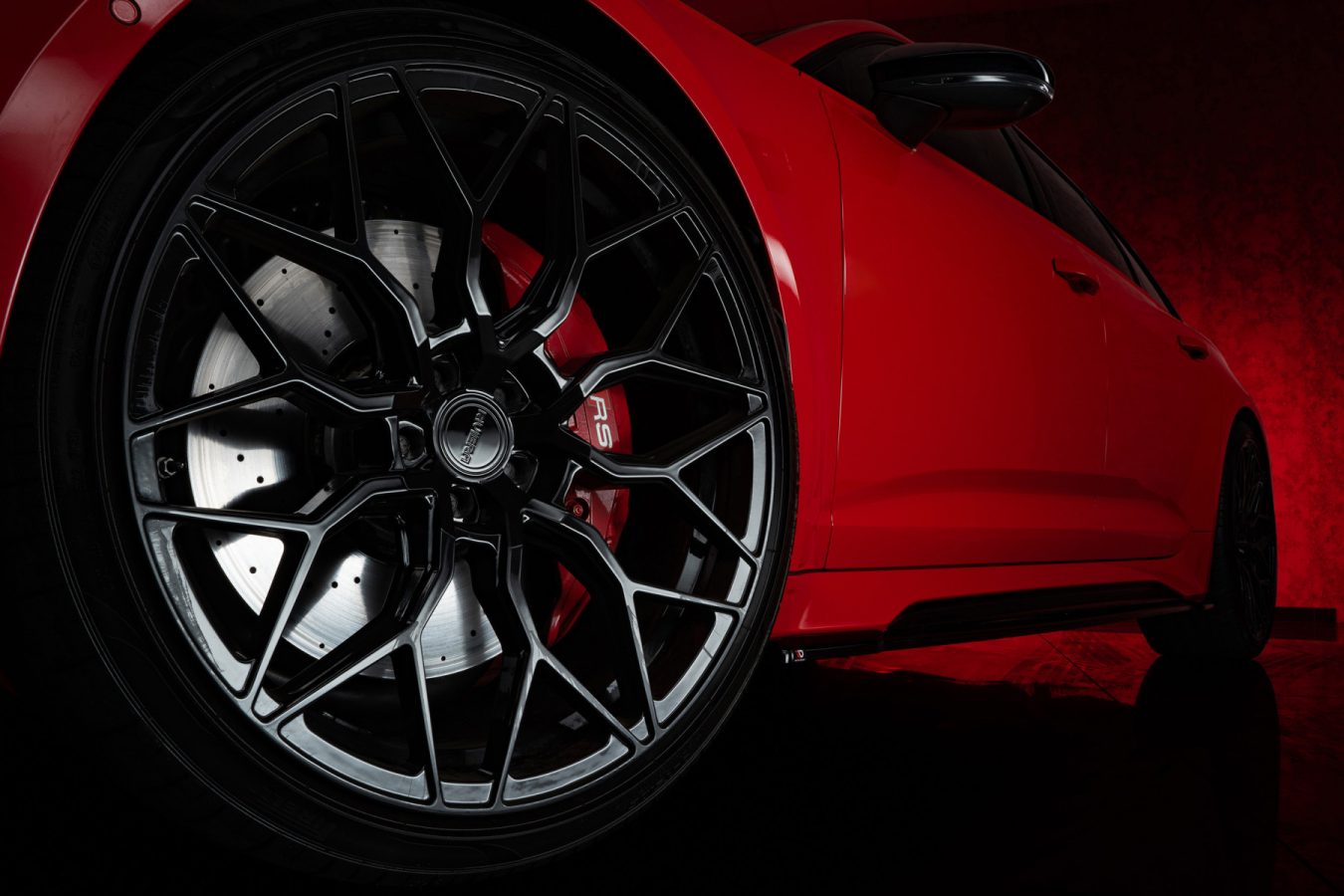 Audi-RS6-C8-Riviera-RF108-Close-Front