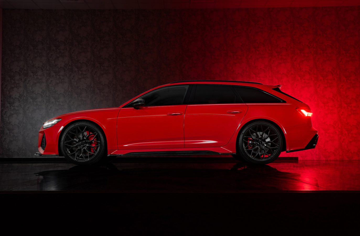Audi-RS6-C8-Riviera-RF108-Side