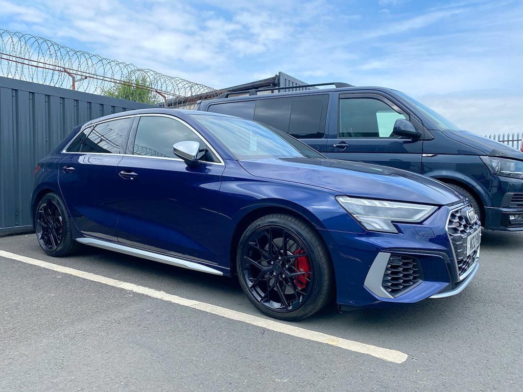 Audi S3 8Y Riviera RF3