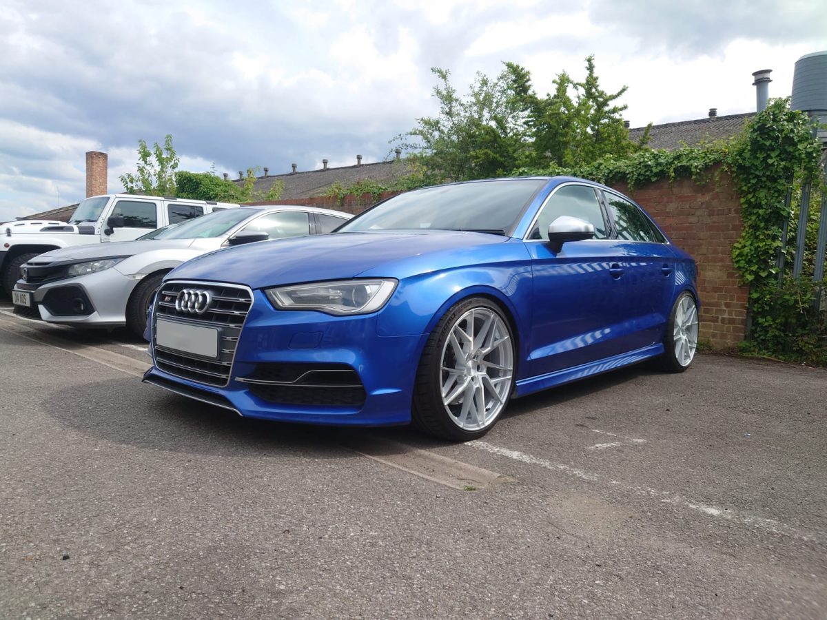 Audi S3 Riviera RF106 Silver Polished