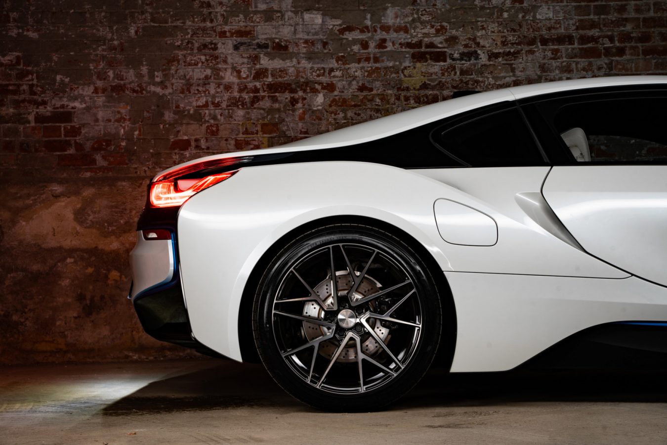 BMW-i8-Riviera-RF106-Flow-Formed-Alloy-Wheels