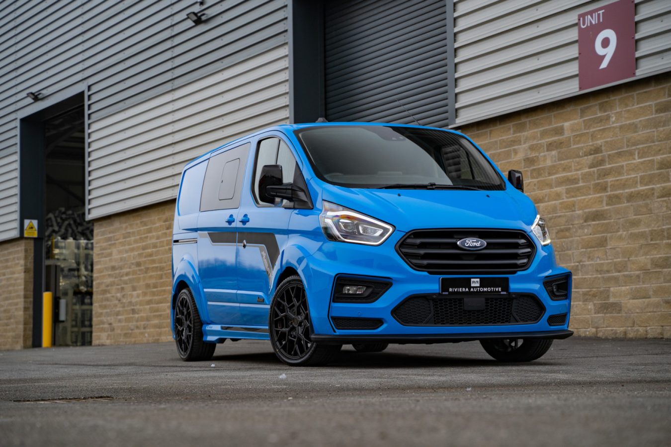 Ford-Transit-Custom-MSRT-Riviera-RTX