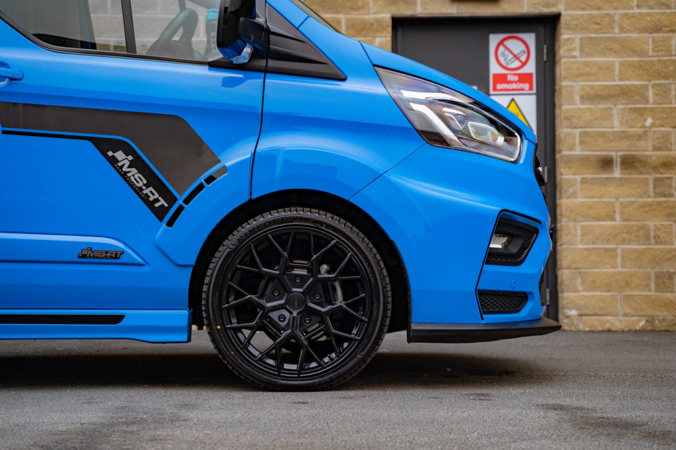 Ford-Transit-Custom-MSRT-Riviera-RTX