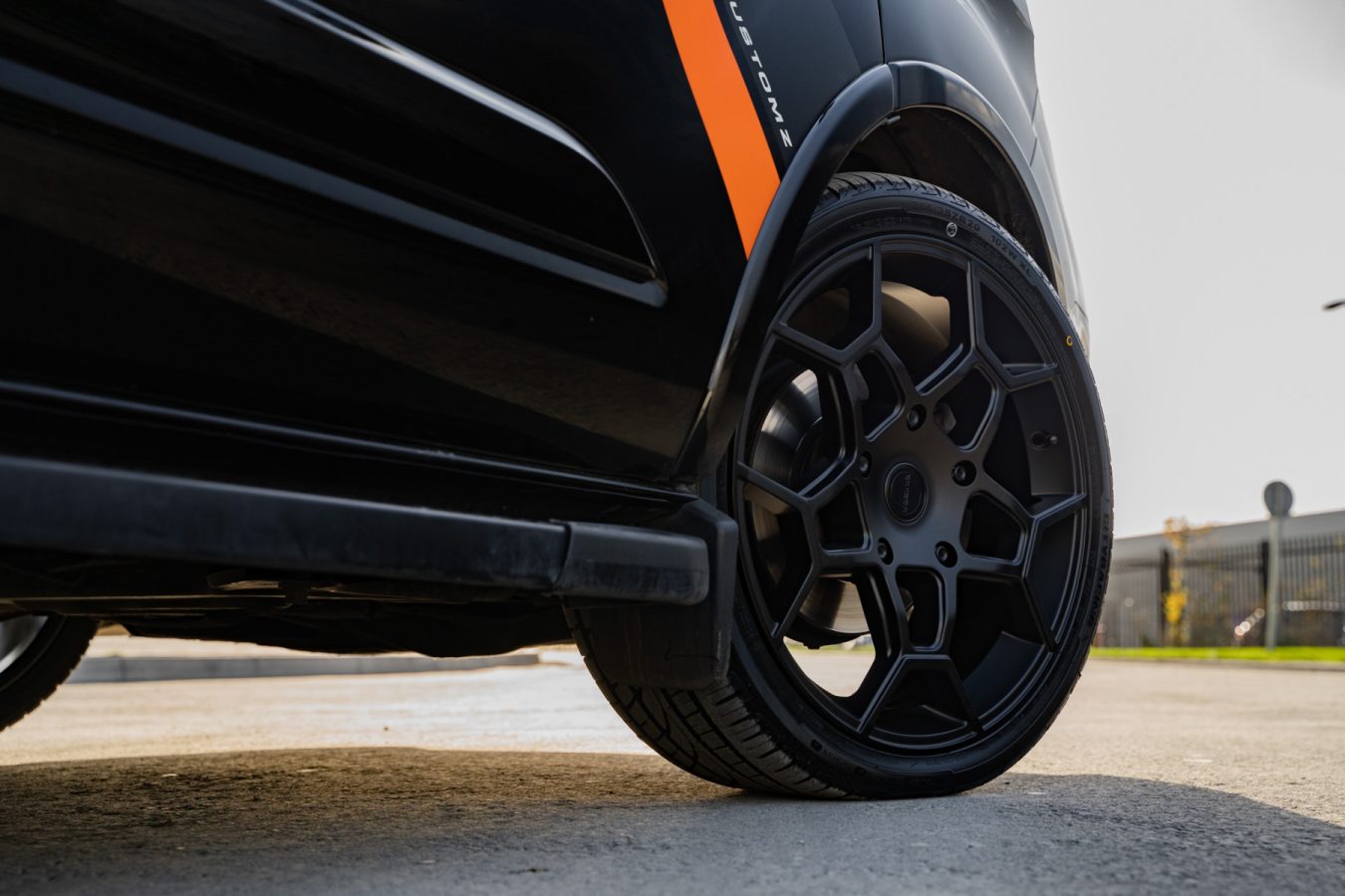 Ford-Transit-Custom-Riviera-RTR