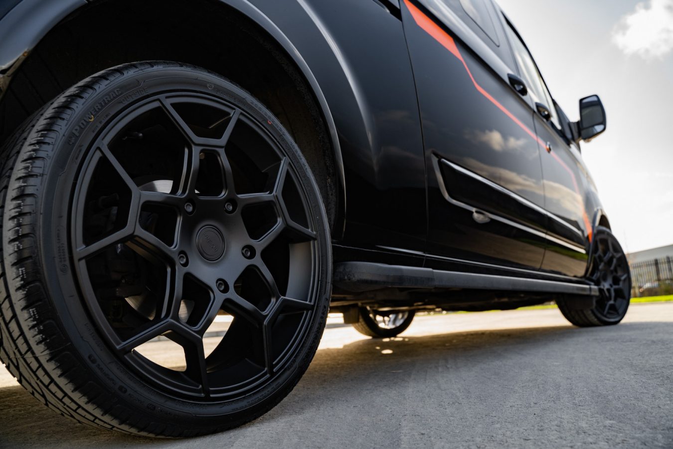 Ford-Transit-Custom-Riviera-RTR