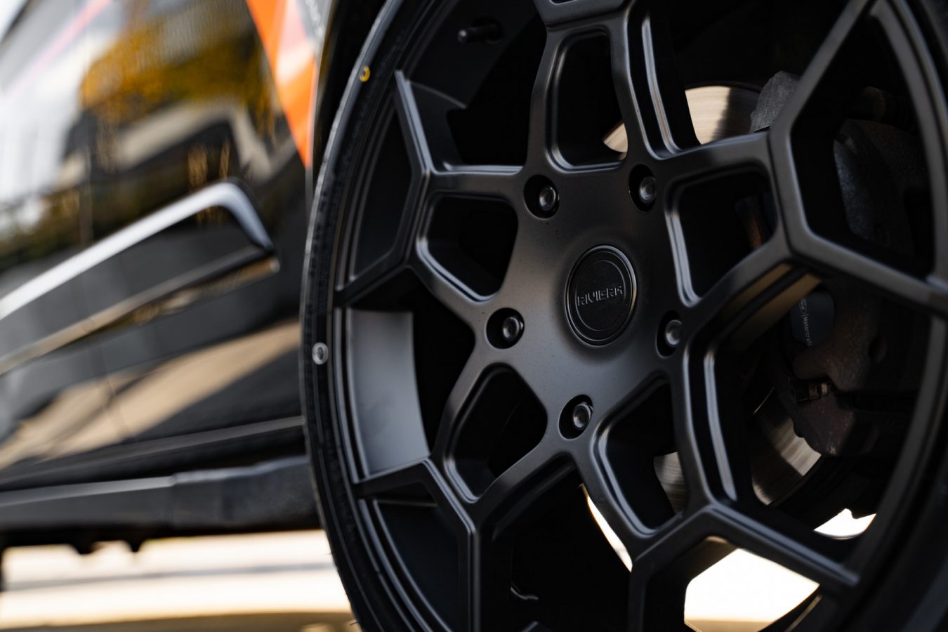 Ford-Transit-Custom-Riviera-RTR