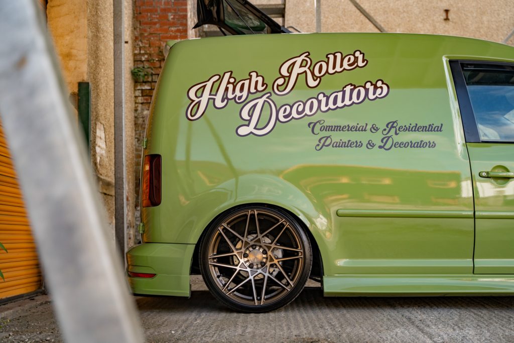 High-Rollers-Volkswagen-Caddy-Riviera-RF2-Hubolt-Wheels