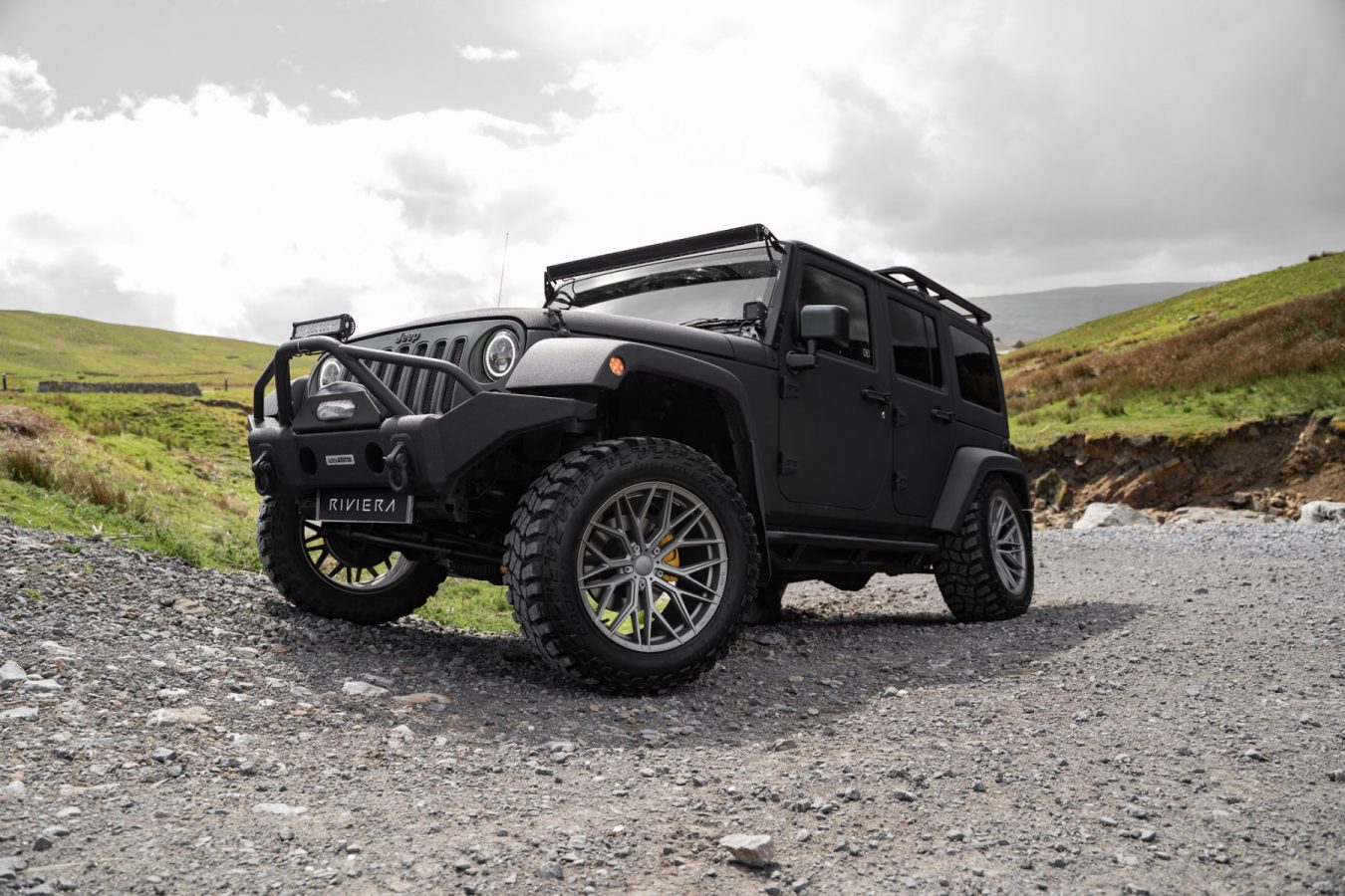 Jeep-Wrangler-Rubicon-Riviera-RF101