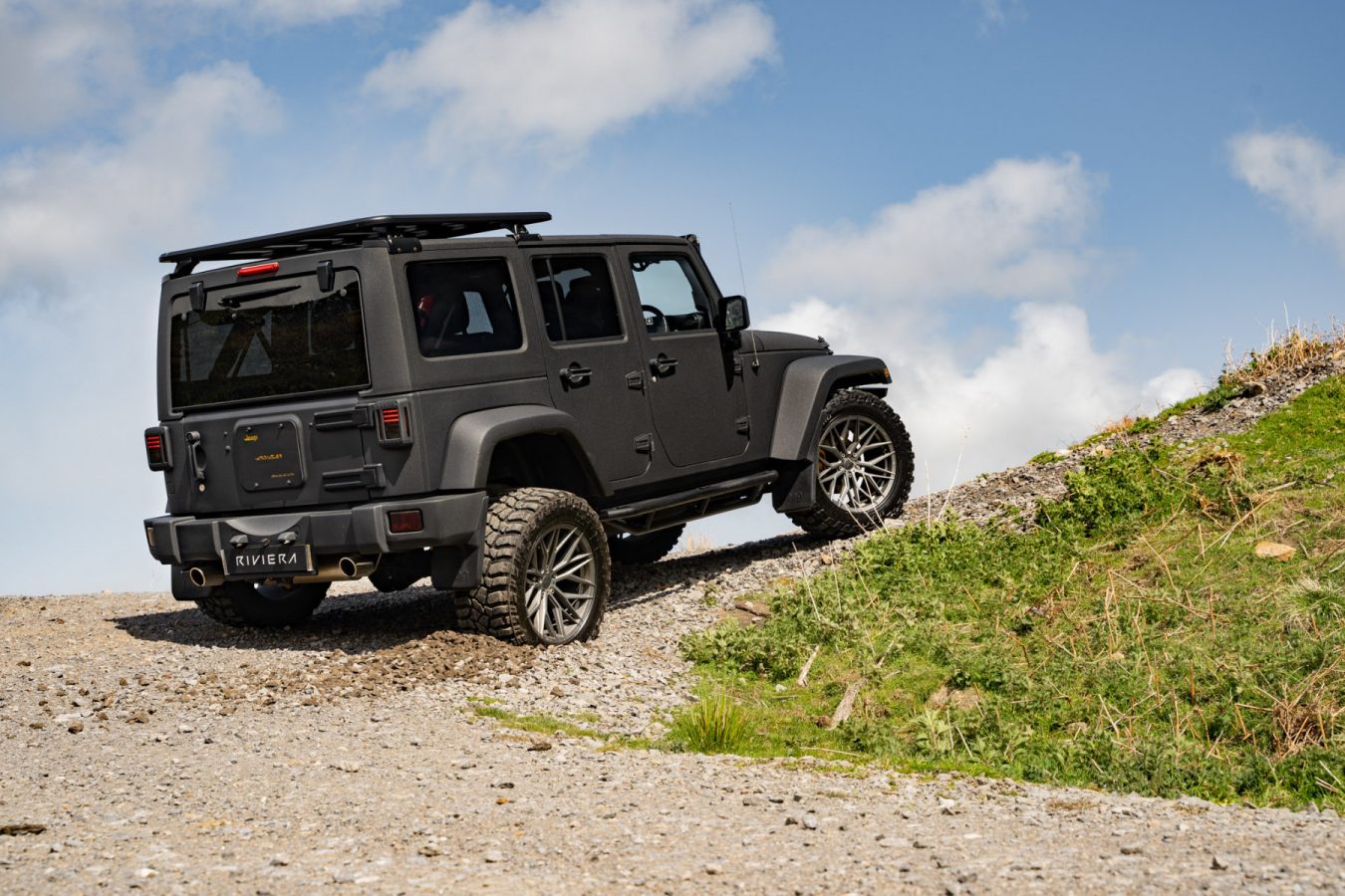Jeep-Wrangler-Rubicon-Riviera-RF101