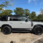 Land Rover Defender 110 P400 Riviera RXS5 GB