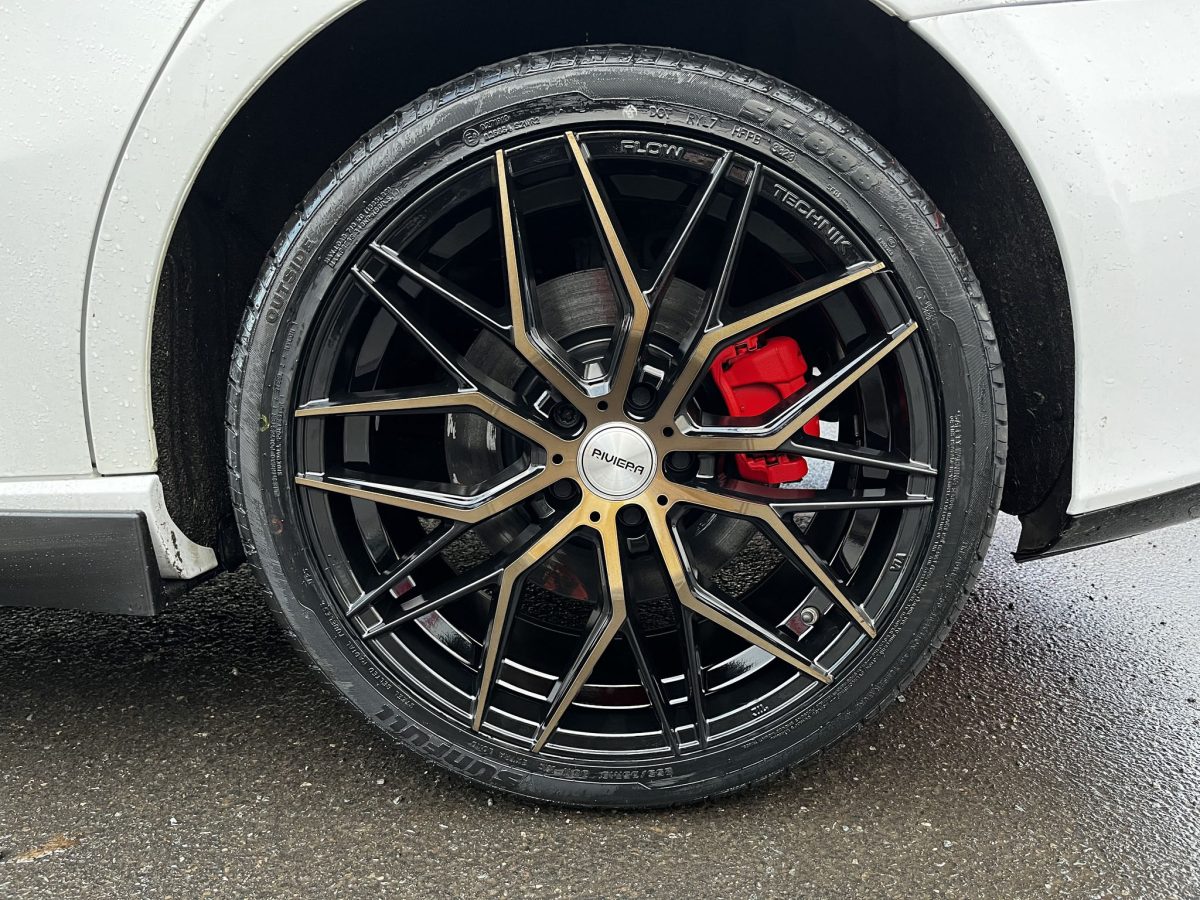 Mercedes A35 Saloon Riviera RF101 Bronze