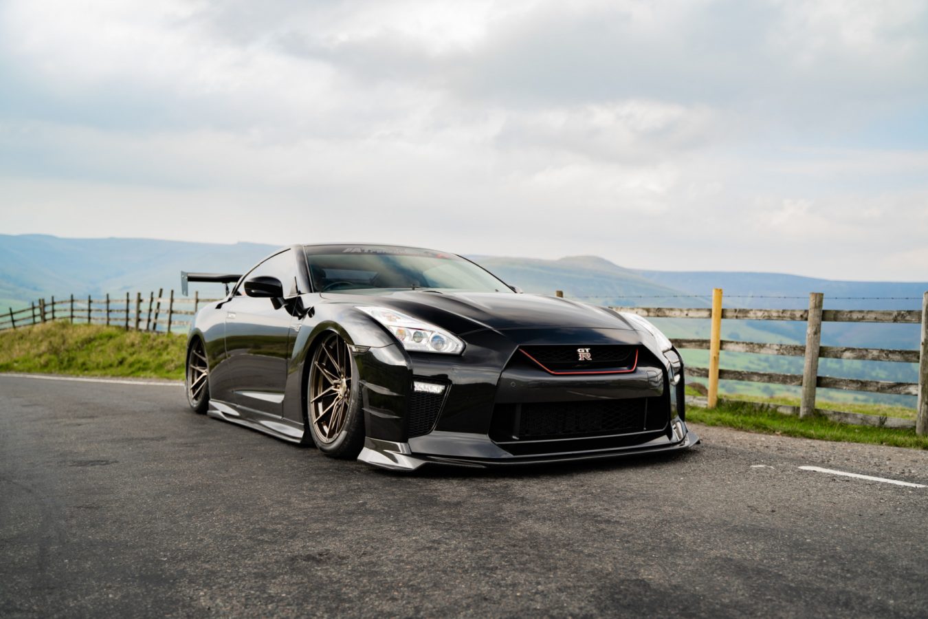 Nissan-GTR-Riviera-RF107