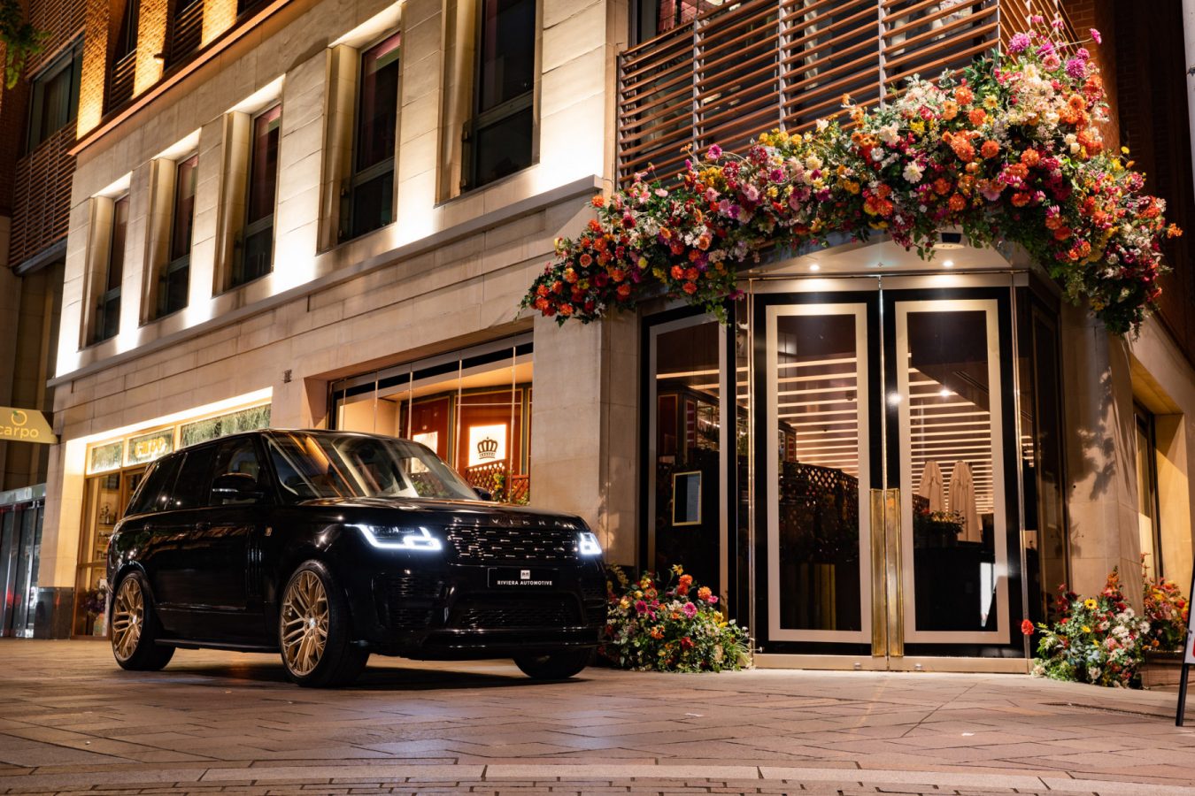 Range-Rover-Vogue-Riviera-RV198-Matt-Bronze-London