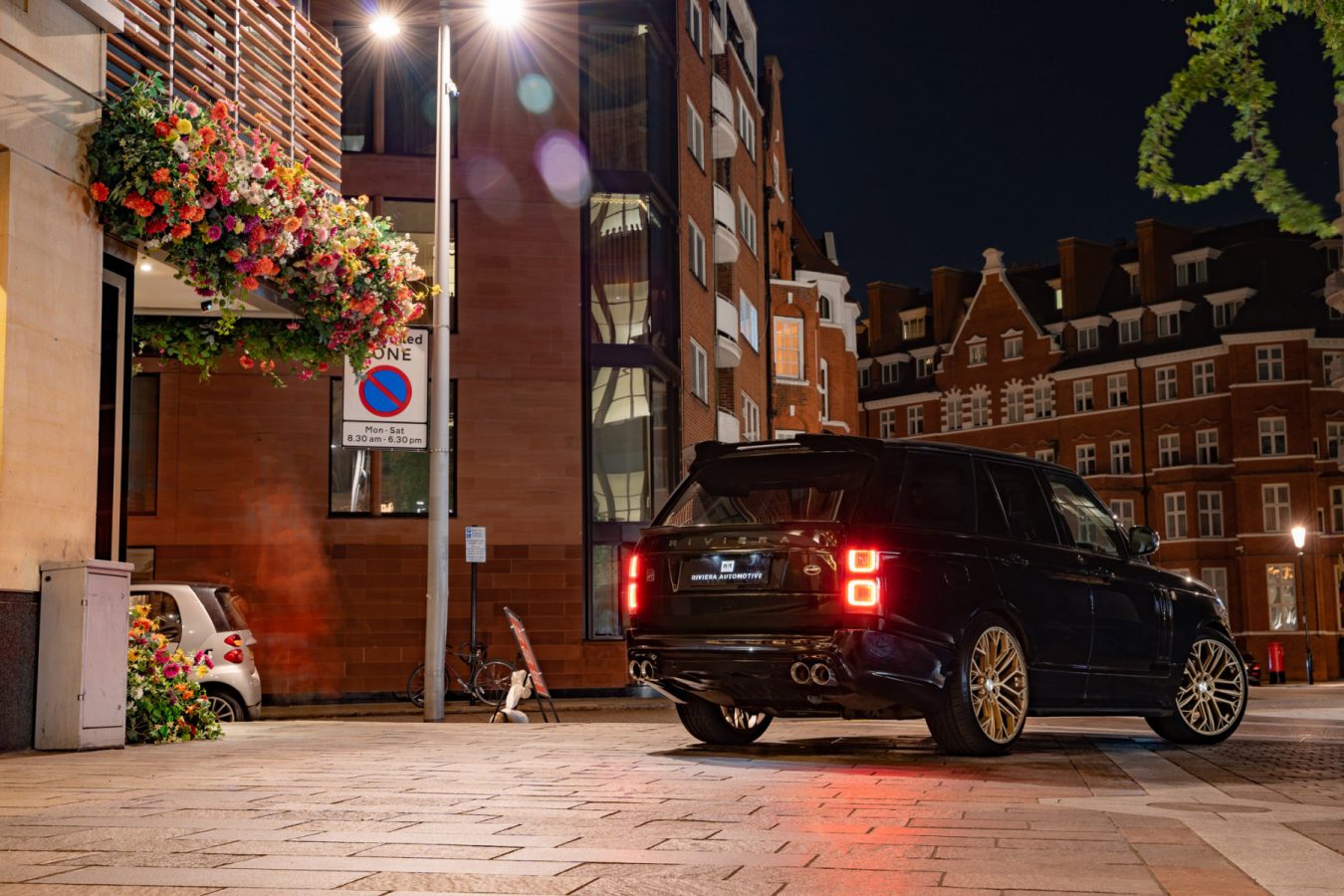 Range-Rover-Vogue-Riviera-RV198-Matt-Bronze-London