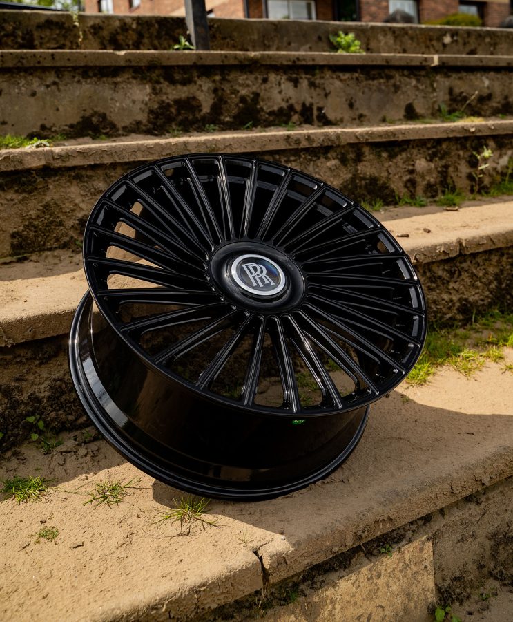 Riviera Forged FG2 Lifestyle