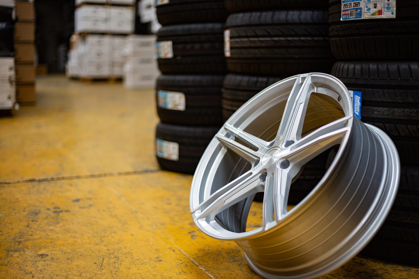 Riviera RF103 Flow Formed Alloy Wheel