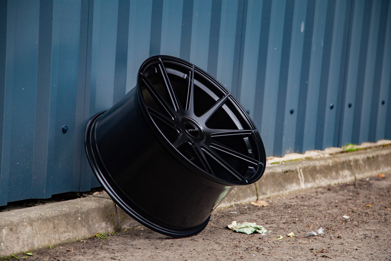 Riviera RV194 20x11 Deep Concave Madness