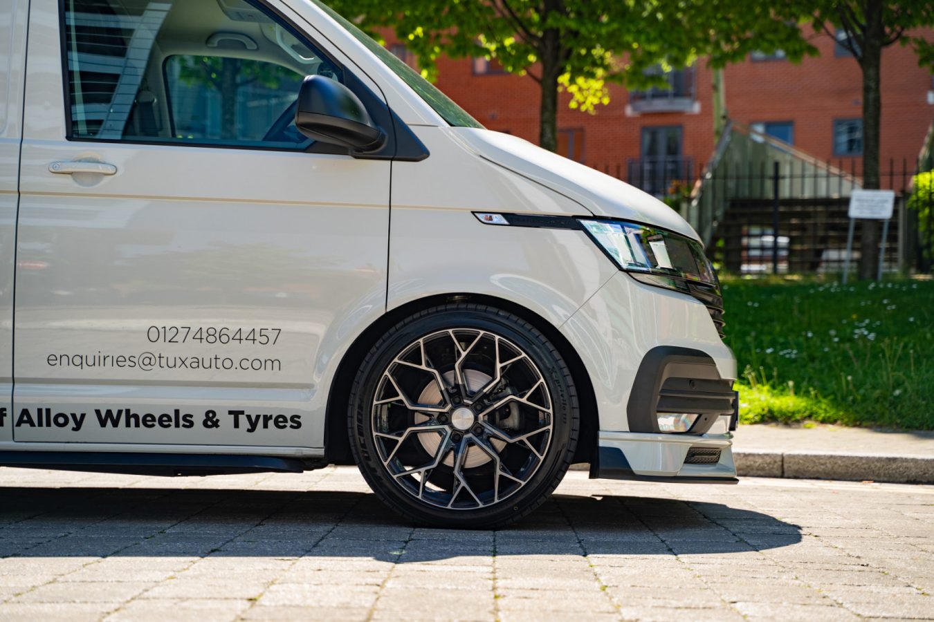 VW-Transporter-Riviera-RF5