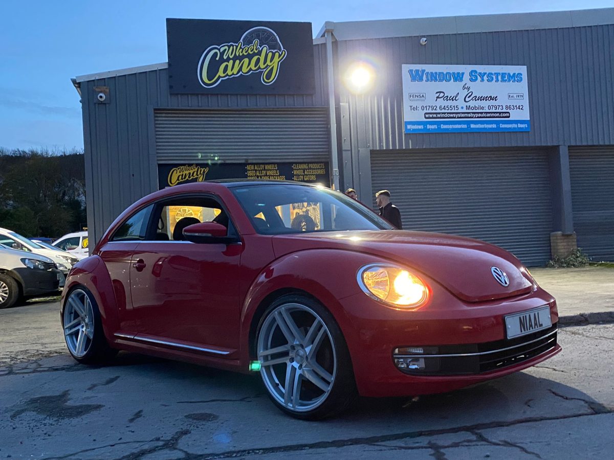 Volkswagen Beetle Riviera Twist Wheel Candy