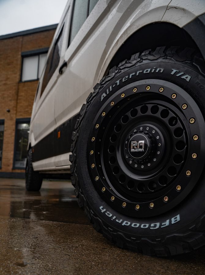 Volkswagen Crafter CR35 Riviera RXS3 Bead Lock Satin Black