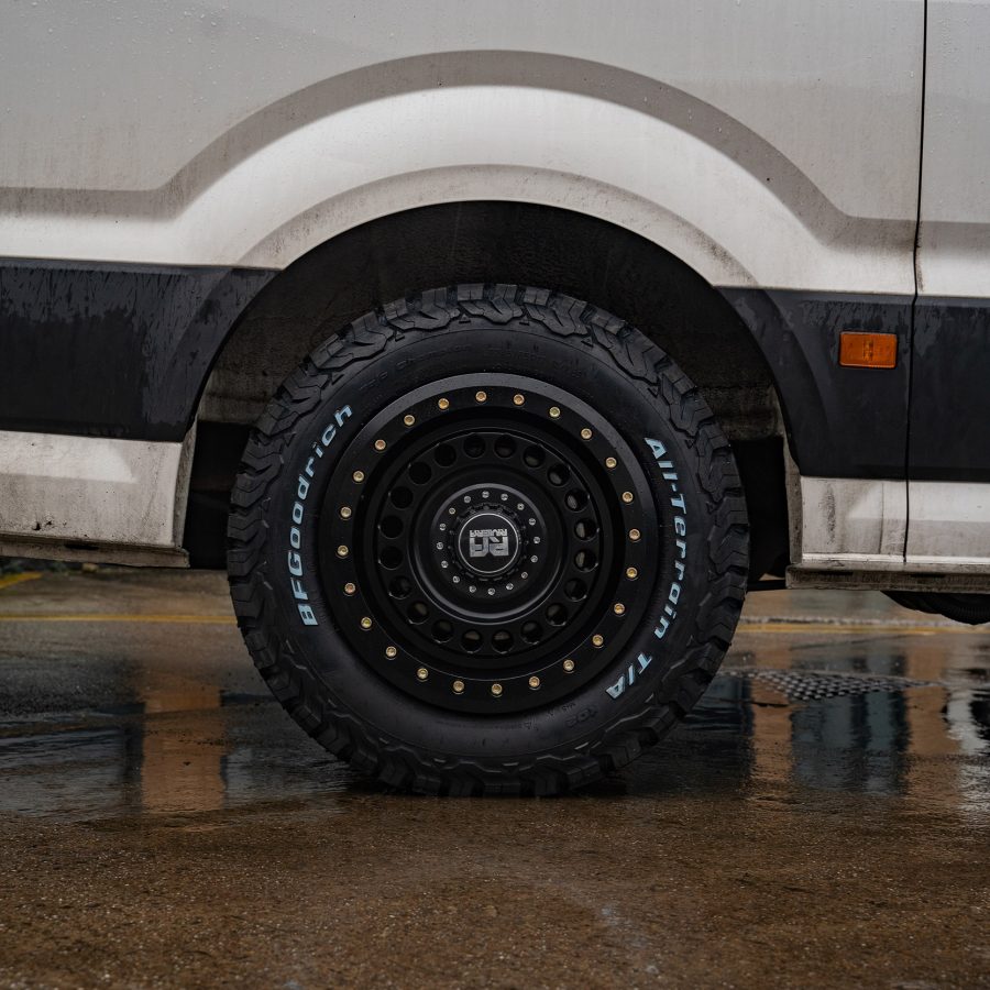 Volkswagen Crafter CR35 Riviera RXS3 Bead Lock Satin Black