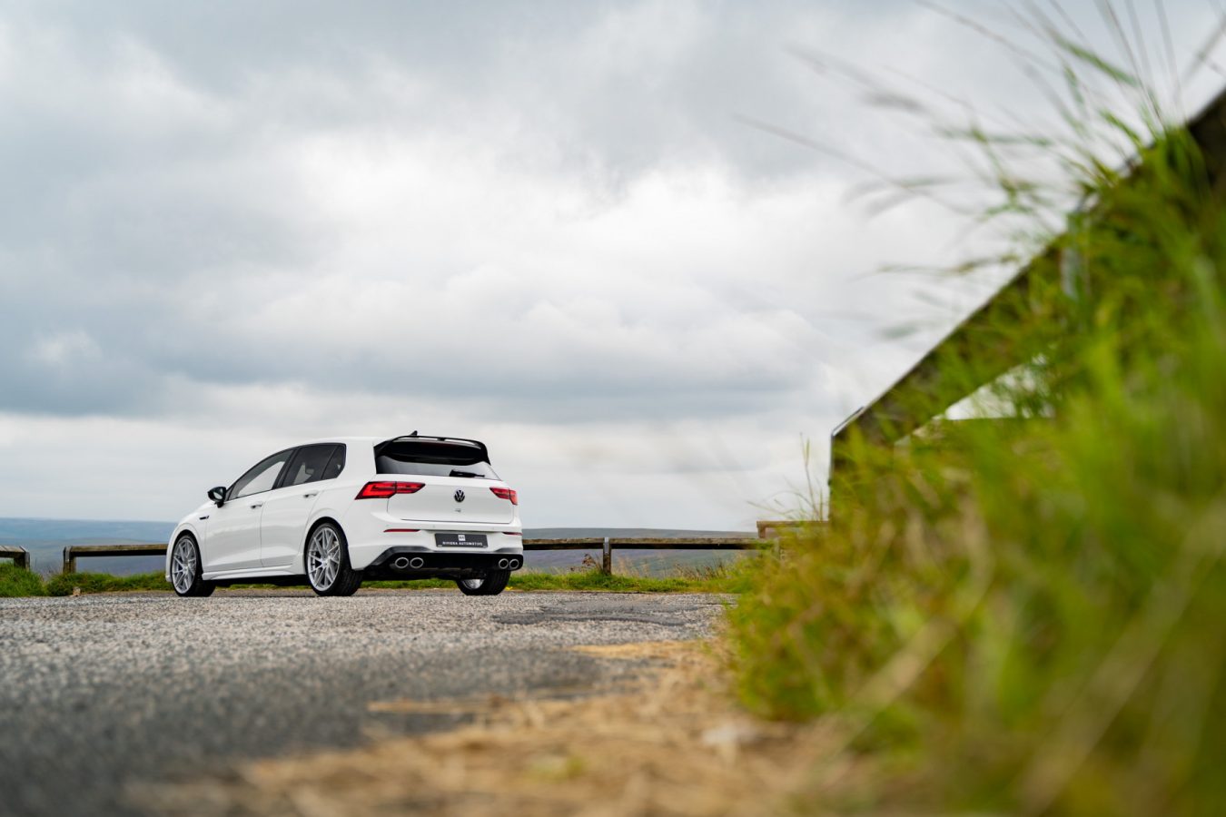 Volkswagen-Golf-R-mk8-Riviera-RF106-Flow-Formed-Alloy-Wheels