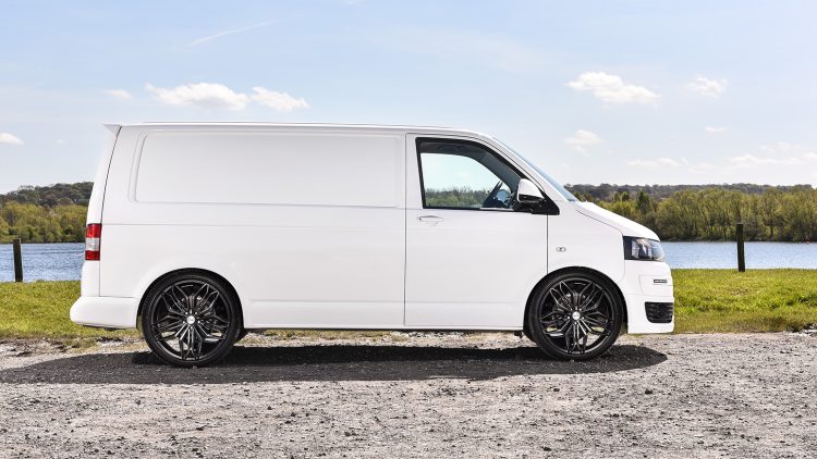 Volkswagen Transporter T5 Riviera RV180