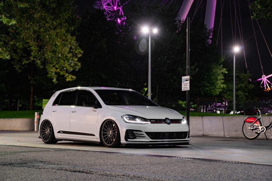 Volskwagen-Golf-GTI-Riviera-RV199-Deep-Concave-Alloy-Wheels