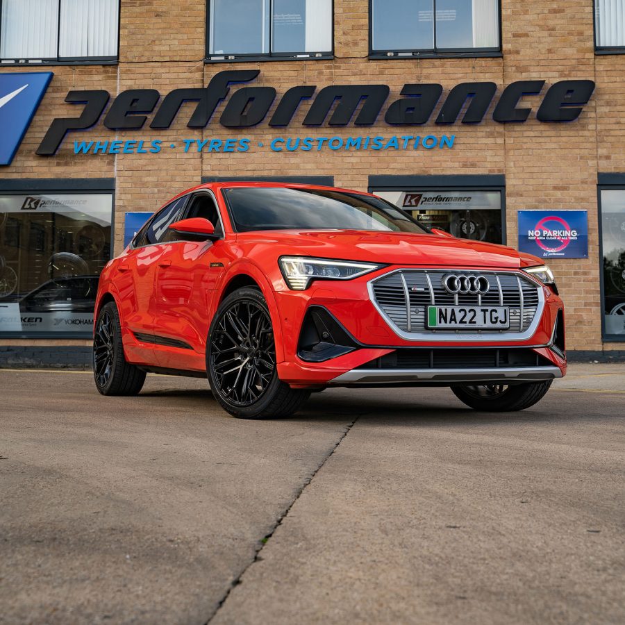 AUDI E-TRON SPORTBACK QUATTRO S LINE 55 Riviera RV198 Gloss Black