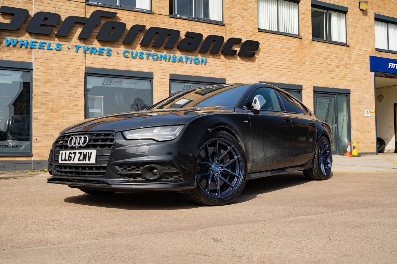 Audi A7 Riviera RF107 Aqua Brushed