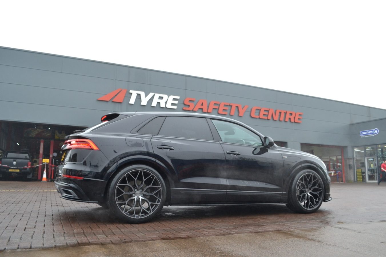 Audi Q8 S-Line Riviera RF108 BPDT