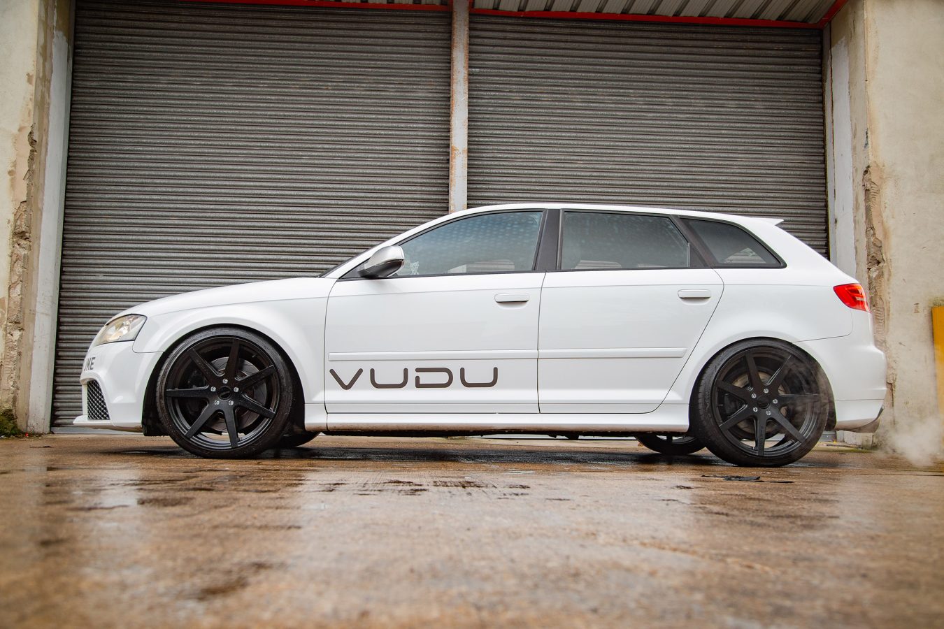 Audi RS3 8P Riviera RV177 MB Jamie FYD