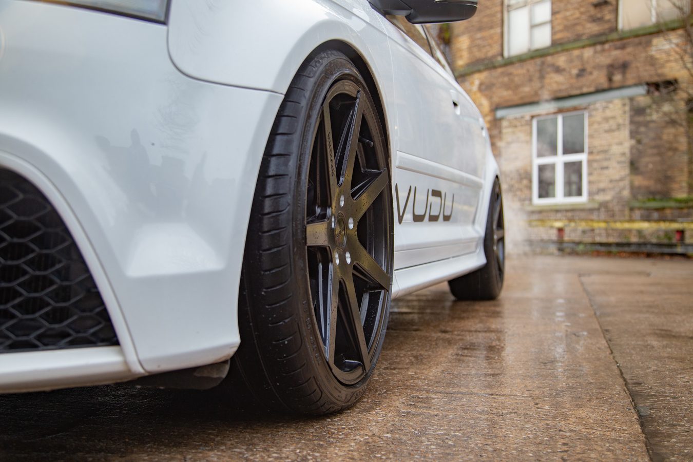 Audi RS3 8P Riviera RV177 MB Jamie FYD