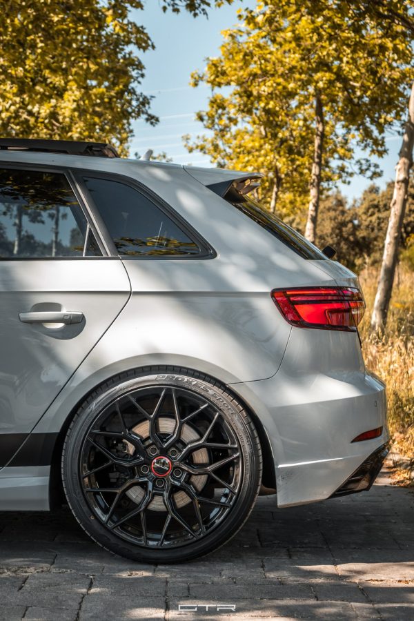 Audi RS3 8V Riviera RF108 GB