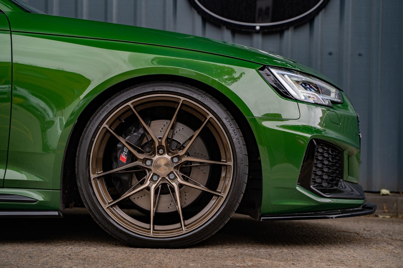 Audi RS4 B9 Riviera RF107