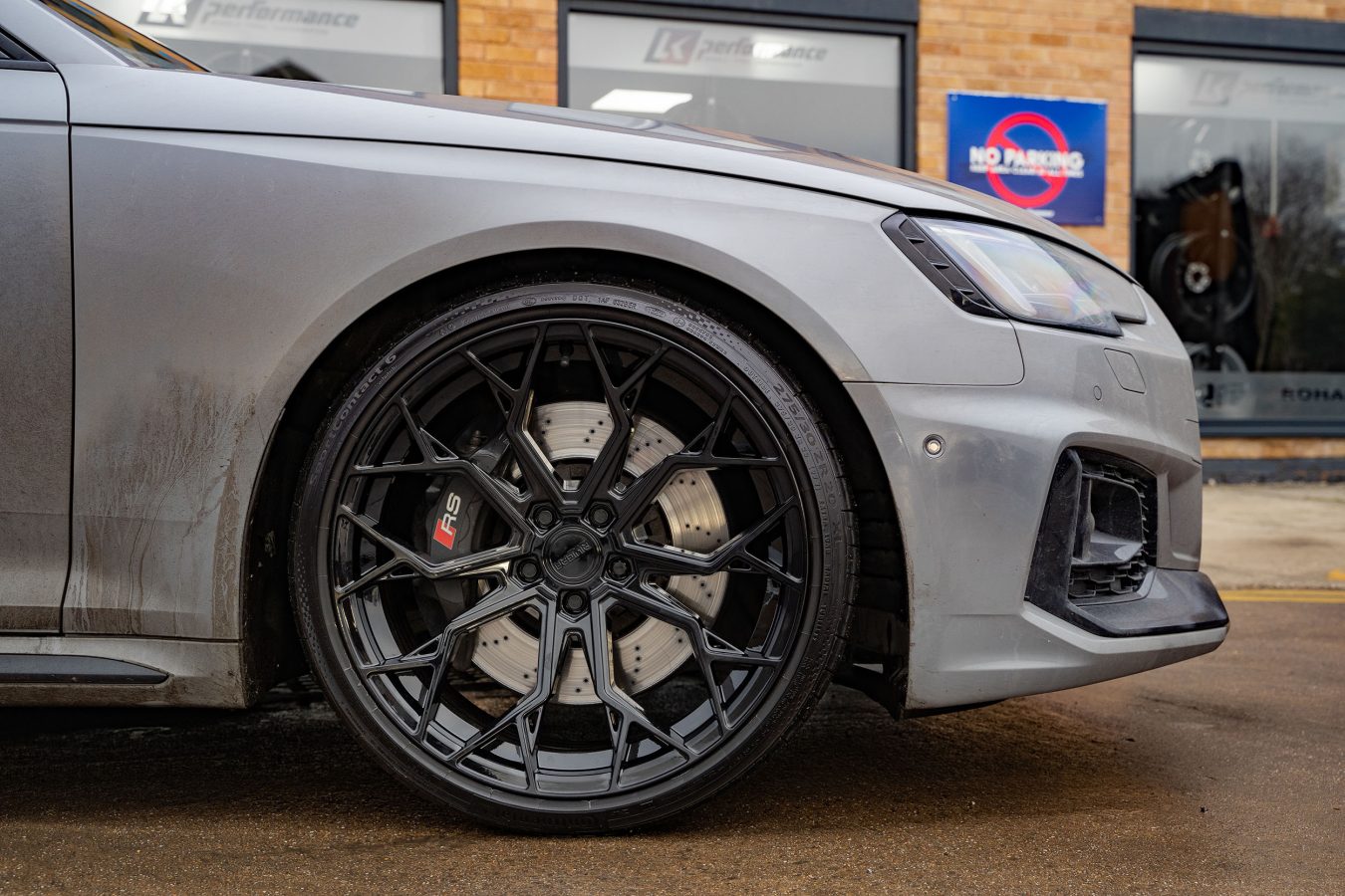 Audi RS4 Riviera RF5