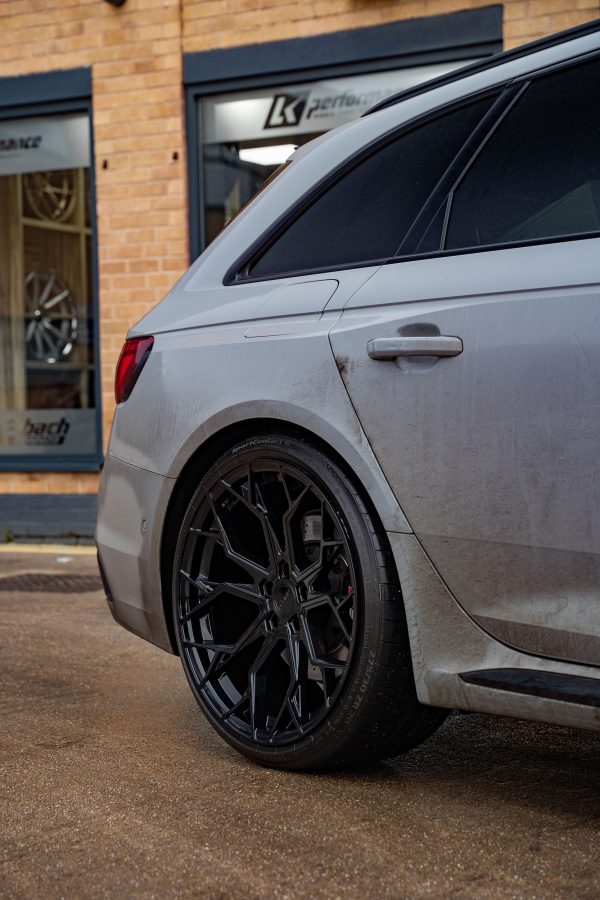 Audi RS4 Riviera RF5