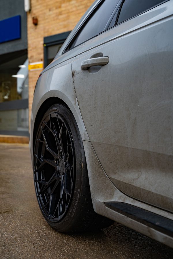 Audi RS4 Riviera RF5