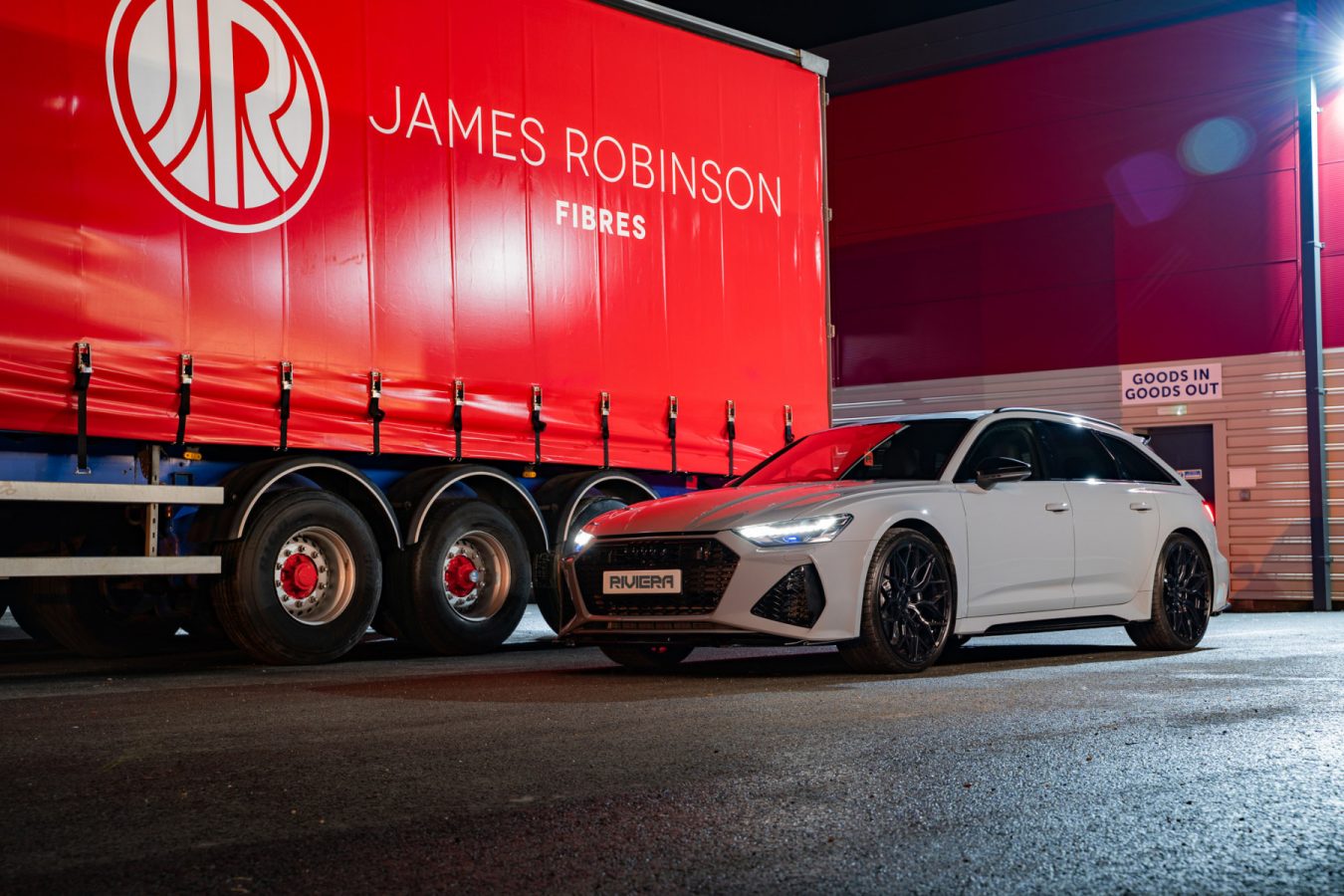 Audi RS6 C8 Riviera Rf108 Gloss Black CEUK