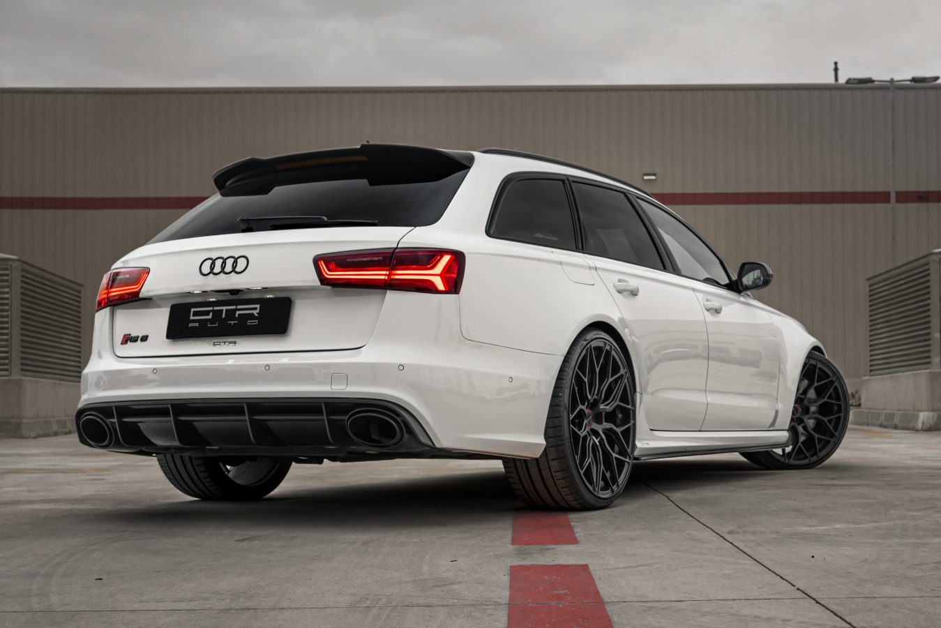 Audi RS6 C7.5 Riviera RF108 GB