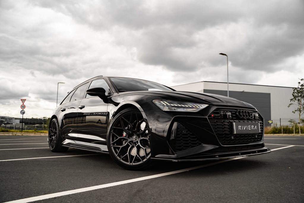 Audi RS6 C8 Riviera RF108 Black on Black