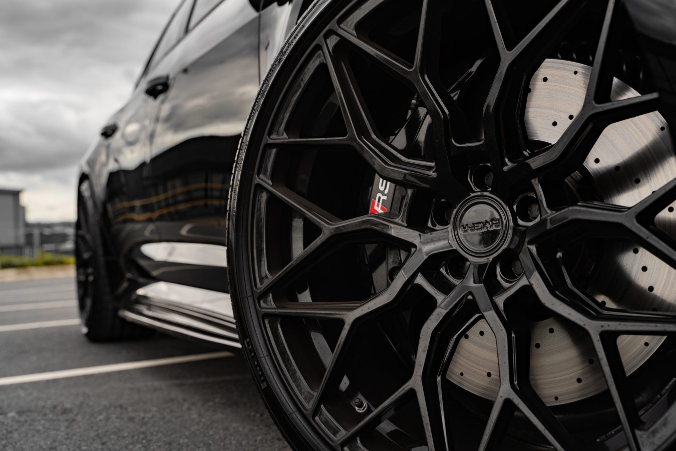 Audi RS6 C8 Riviera RF108 Black on Black